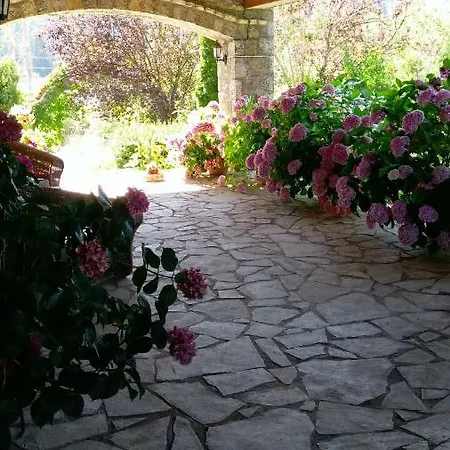 Kastraki Vacations House